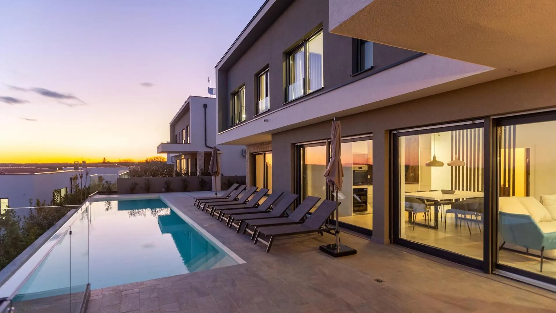 Villa Coral Sky Krnica